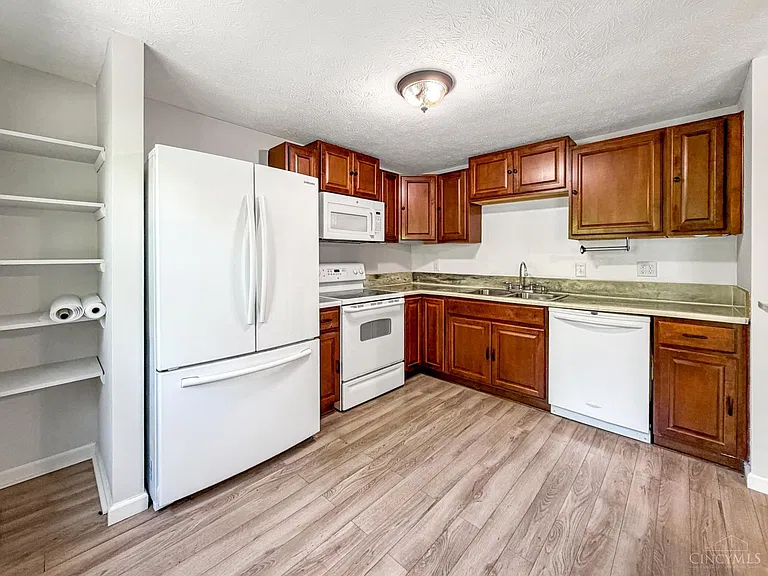 4560 New Market Ct #318 — Photo 6