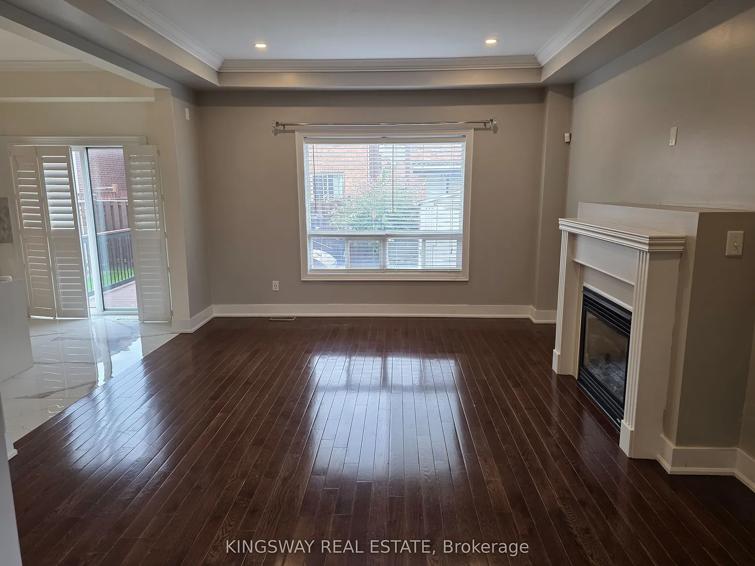 3 bed, $3,200 — Photo 2