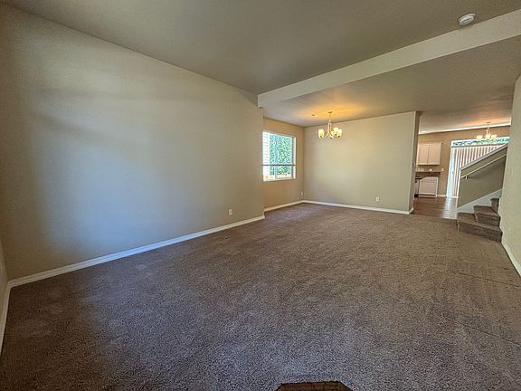 2nd image of 3676 SE Chesterton Dr