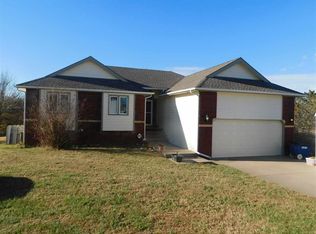 1751 SW 220th St, Douglass, KS 67039