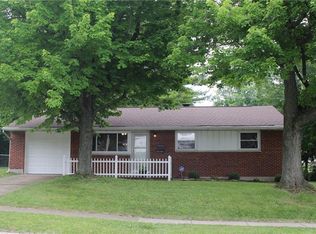 964 Wagon Wheel Dr, Dayton, OH 45431