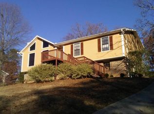 5827 Willow Crest Dr, Pinson, AL 35126