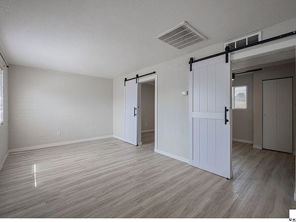 3rd image of 3917 W Tonto St APT 2