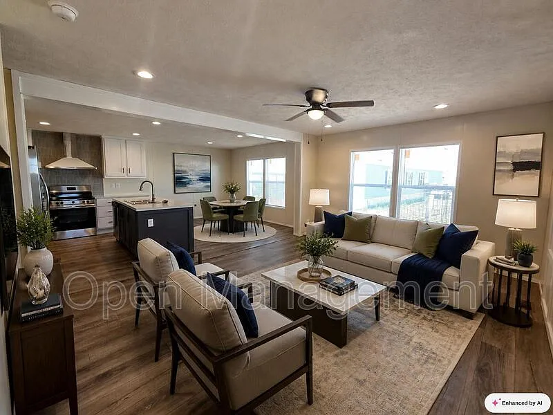 3 bed, 2.0 bath, 1568 sqft, $1,495 — Photo 4