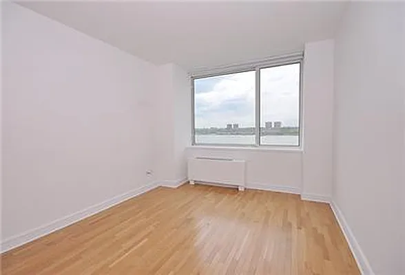 Sold by Sumitomo Real Estate Sales | media 15