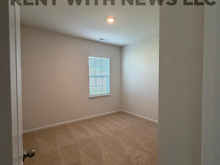 105 Brookberry Ct — Photo 19