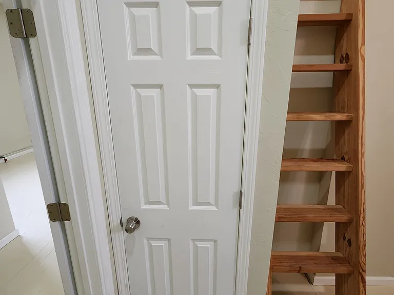 208 E Main St #3 — Photo 5