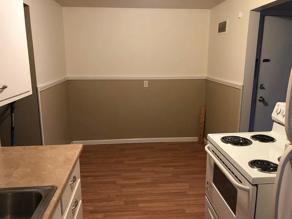 Dining area off Kitchen