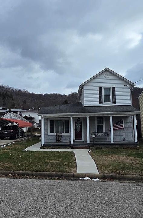 1st image of 316 Thorn Avenue