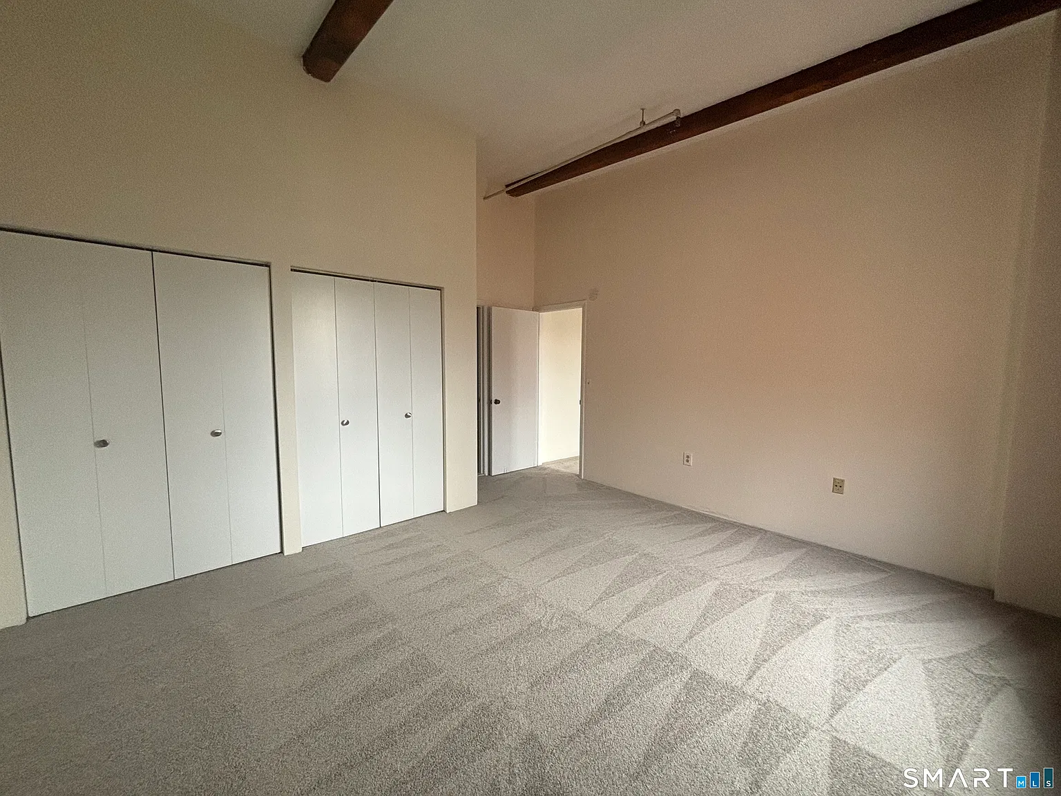 2 bed, 2.0 bath, 936 sqft, $1,800 — Photo 3