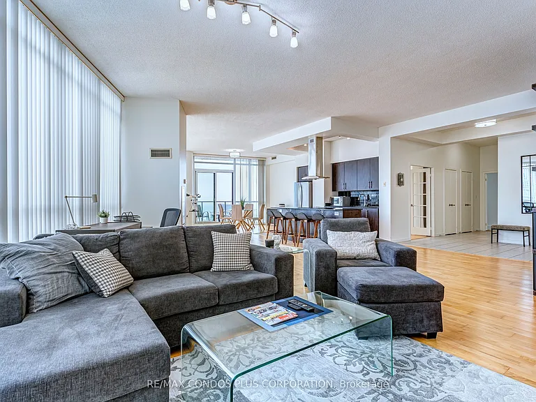 65 Bremner Blvd #5303 — Photo 5