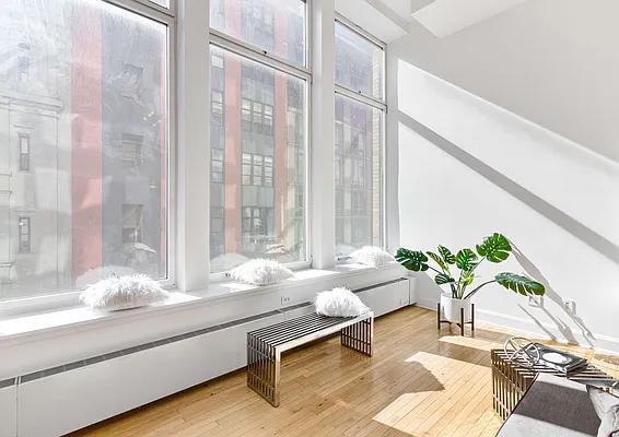 Sold by SR8 REALTY LLC | media 5