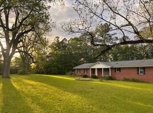 2803 Smith Rd, Pelham, GA 31779