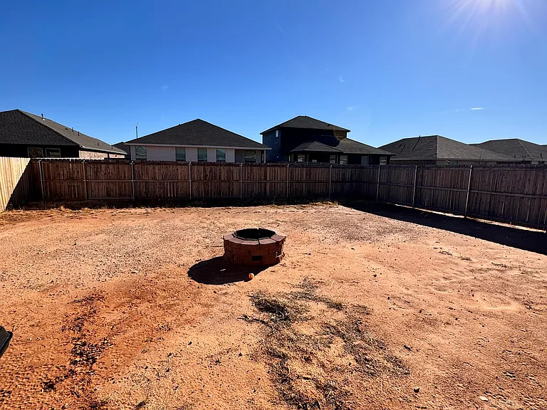 6302 Oracle Dr — Photo 25