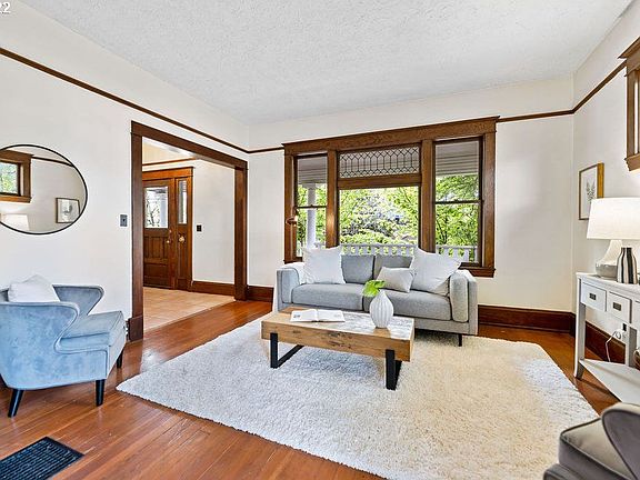 5th image of 5428 SE Milwaukie Ave