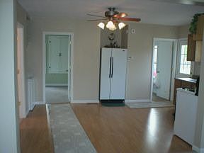 Nice open eat-in kitchen