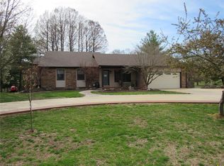 6520 Wenzel Rd, Alton, IL 62002