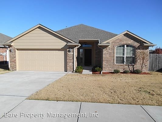 1st image of 501 Lone Oak Dr