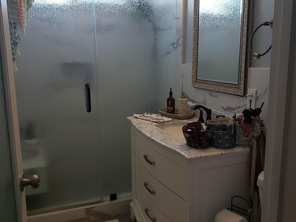 1st image of 6108 Hazelbrook Ave