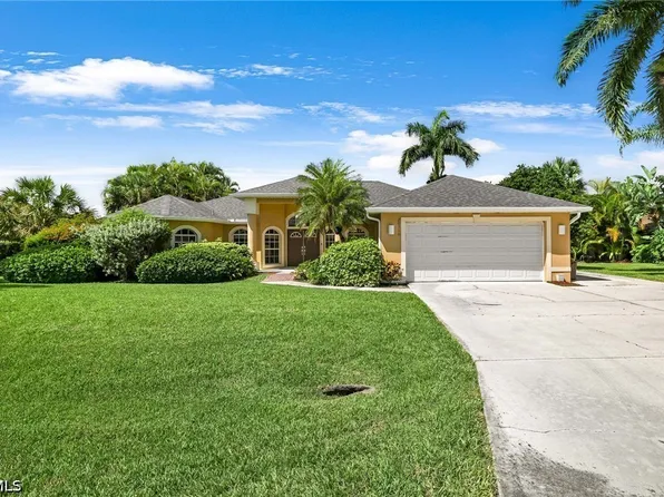 20710 Groveline Ct, Estero, FL 33928
