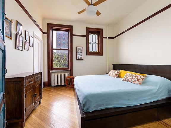 5th image of 383 Clinton Ave Unit 3N