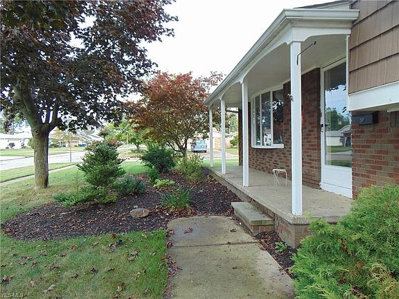 5th image of 3701 Temple Ave