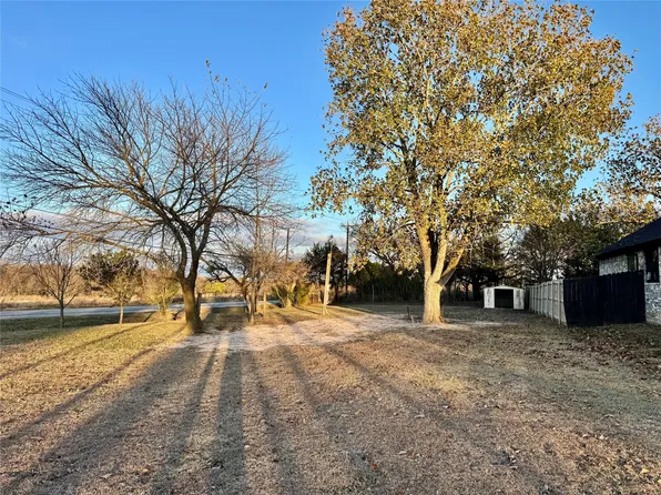 511 Beavers Dr, Sherman, TX 75092