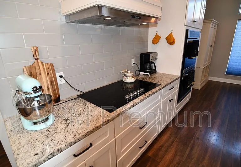 2582 Boudreaux Ave — Photo 9