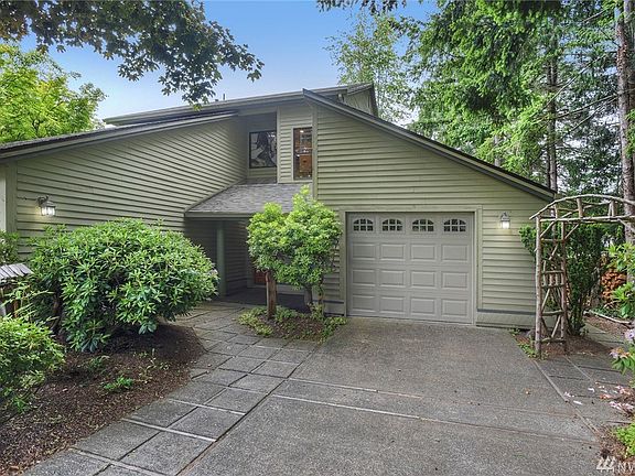 2nd image of 270 Cameron Dr