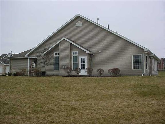 2nd image of 26 Coventry Ct