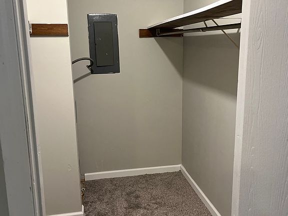 4th image of 1104 W McCarty St #205