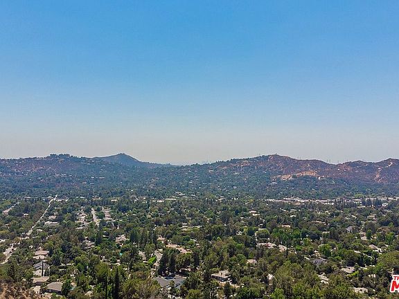 4th image of 786 Starlight Heights Dr