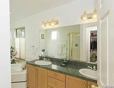 4th image of 24152 Watercrest Ct