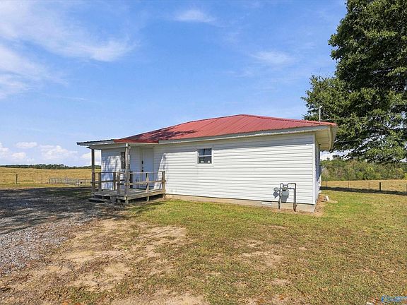 5th image of 609 Gene Brown Rd