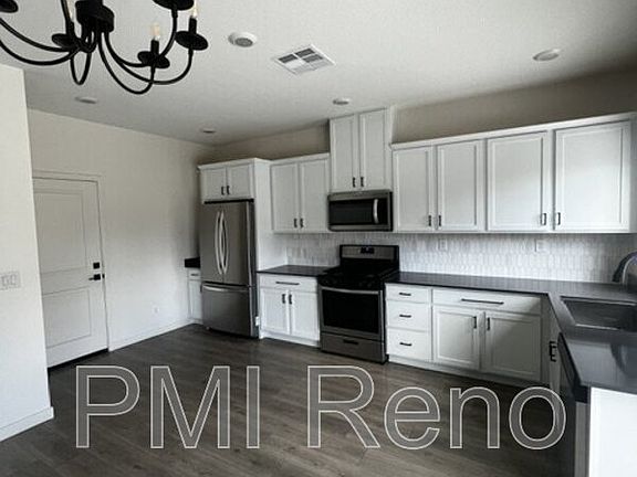 4th image of 8880 Portia Dr