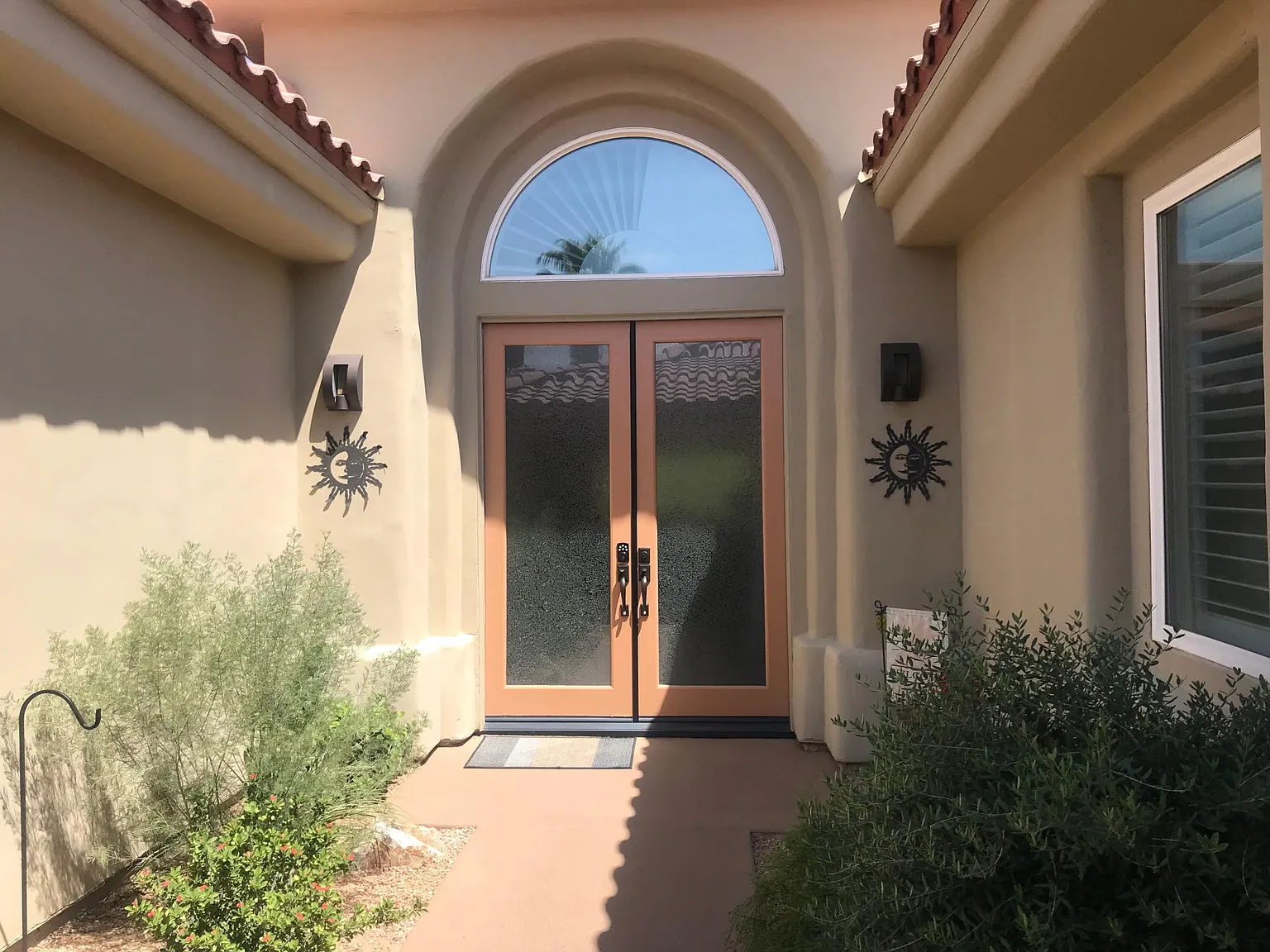 3 bed, 2200 sqft, $3,500 — Photo 4