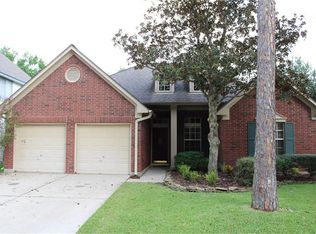 14631 Oak Chase Dr, Houston, TX 77062