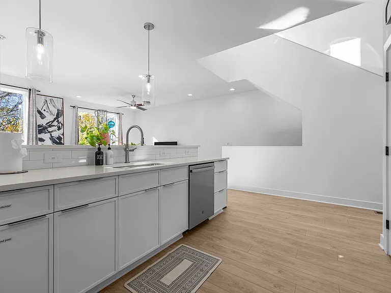 610 Walnut Heights Dr #3 — Photo 14