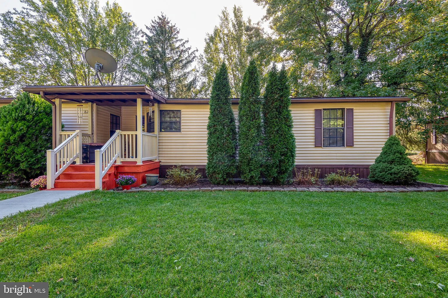 822 Carrie Ct photo 1