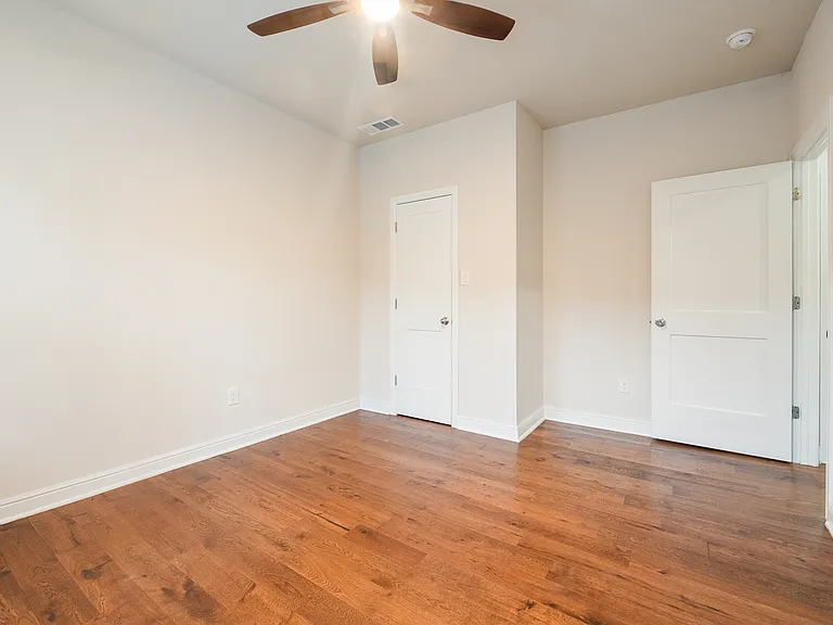 807 Hollywood Ave — Photo 21
