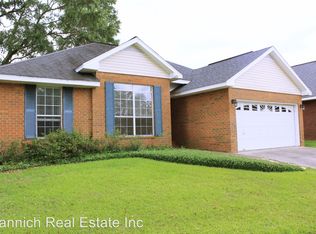 220 Spring Lake Dr, Fairhope, AL 36532