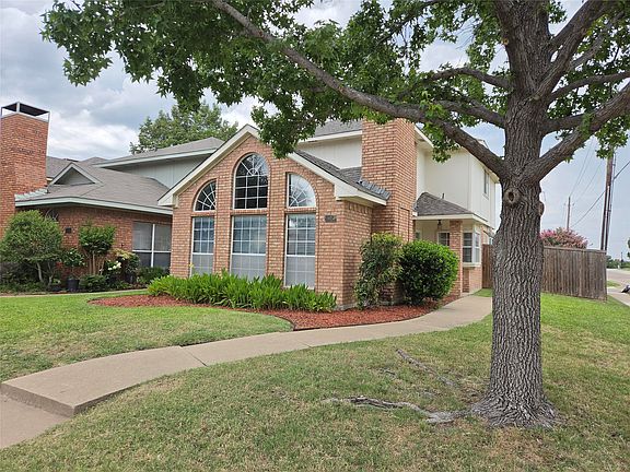 2nd image of 2035 Greenview Dr #B