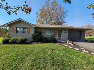 2182 Coon Ridge Rd, Hillsville, VA 24343