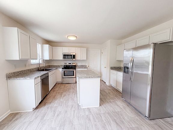 5th image of 1614 Harrison Way