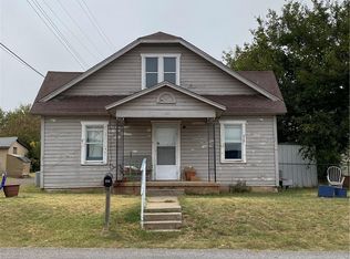 113 N Elk Ave, Elk City, OK 73644