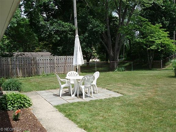 2nd image of 2313 Hoch Dr