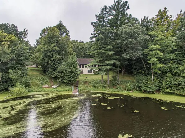 895 Vijobi Trl, Amery, WI 54001