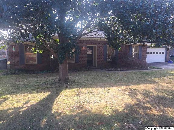 3rd image of 2304 Sockwell Dr SW