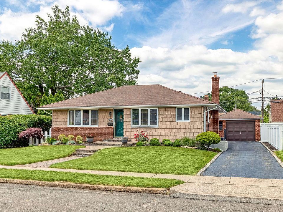 298 Taylor Avenue, Levittown, NY 11756 Zillow