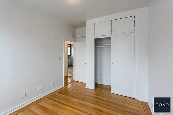 Rented by Bond New York | media 26